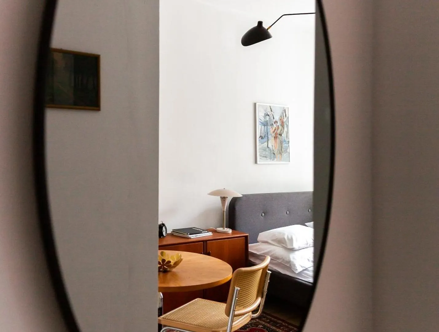Urban Grey Essence Apartment Warsaw 0*,