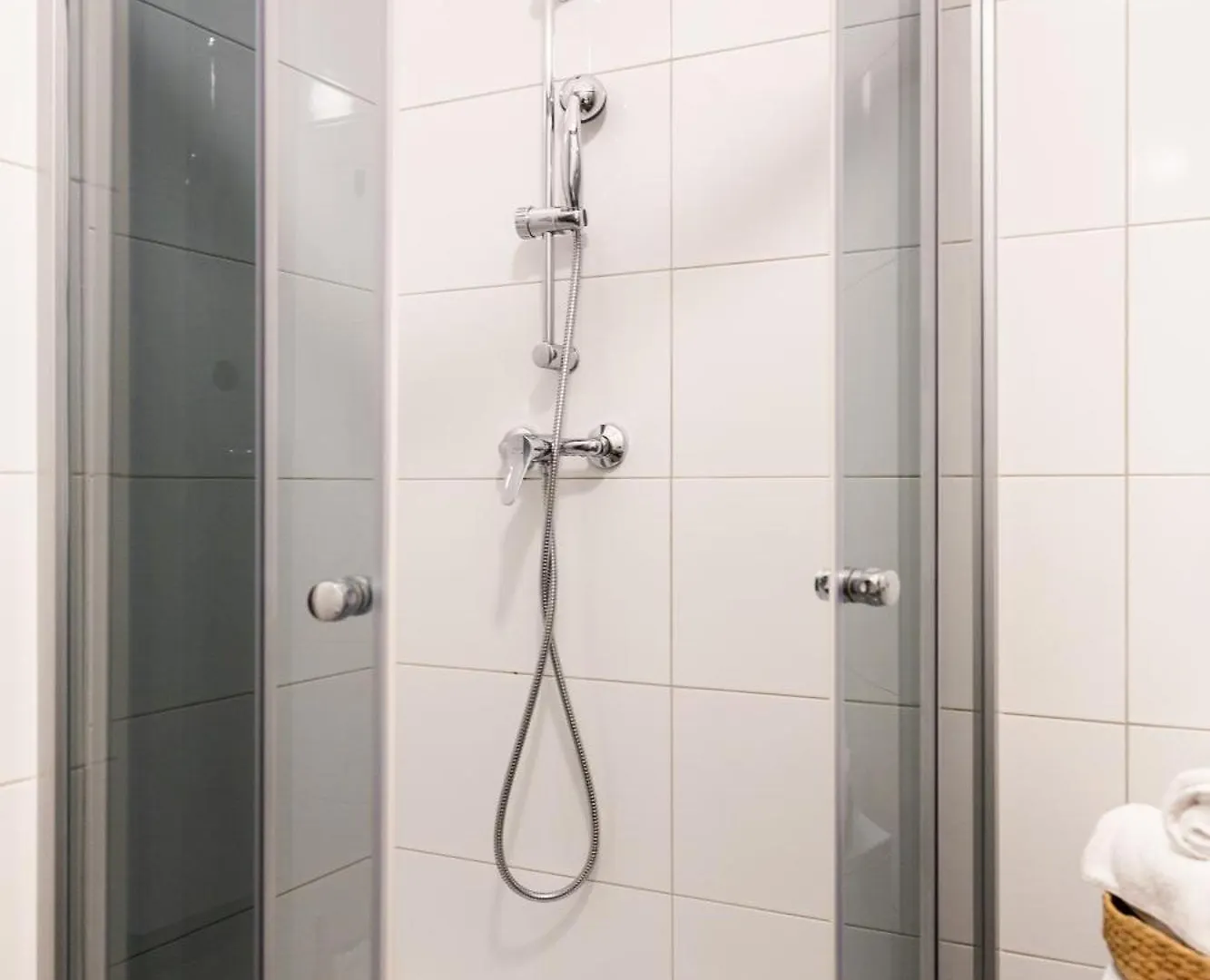 Urban Grey Essence Apartment Warsaw