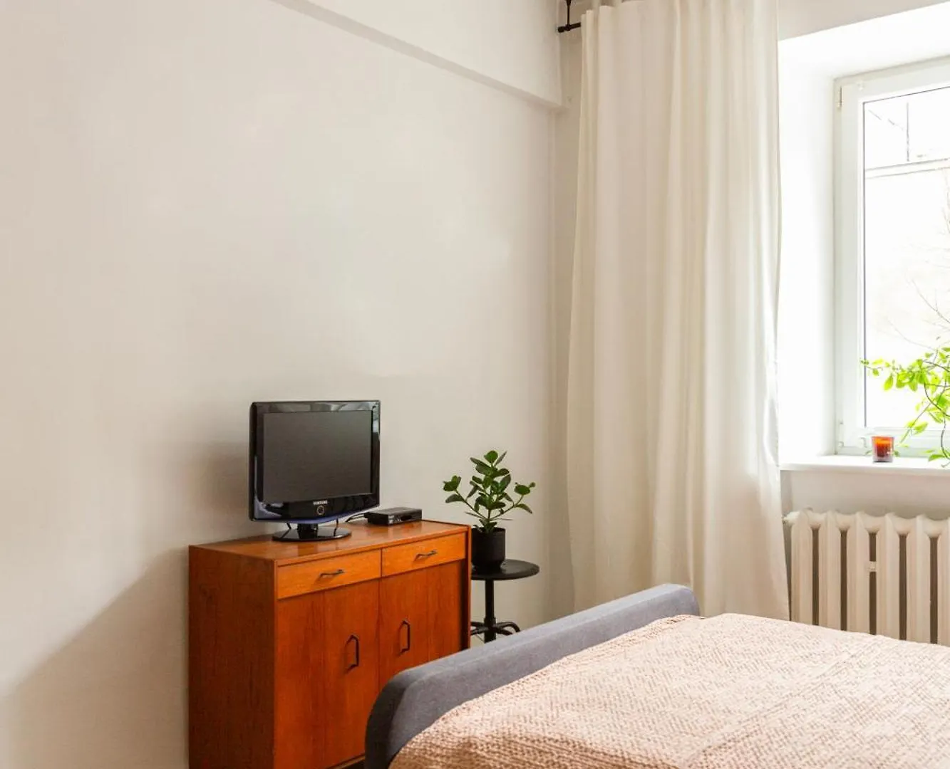 Urban Grey Essence Apartment Warsaw