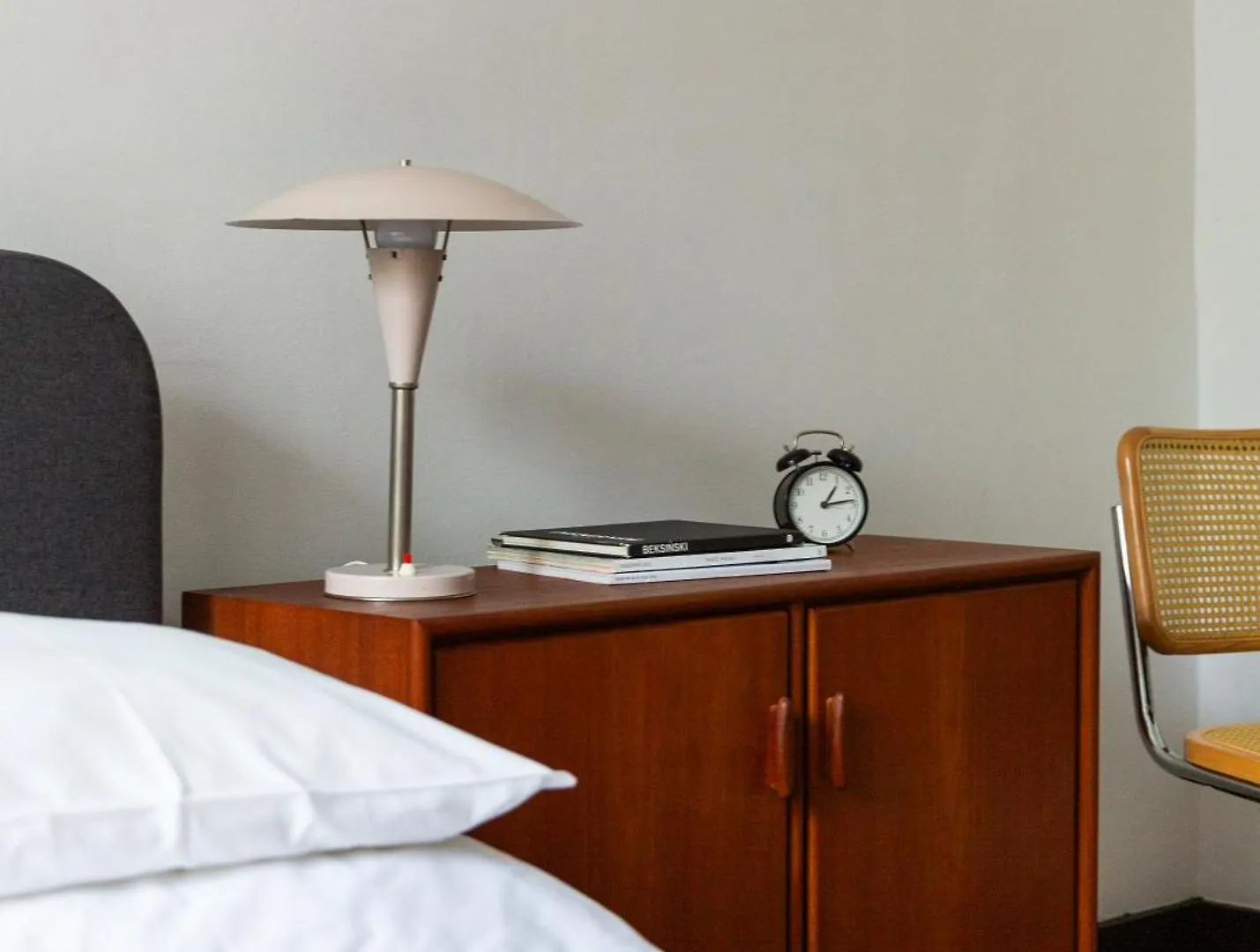 Urban Grey Essence Apartment Warsaw Poland